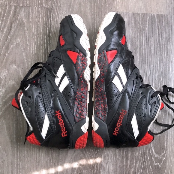 Reebok - Picture 8 of 17